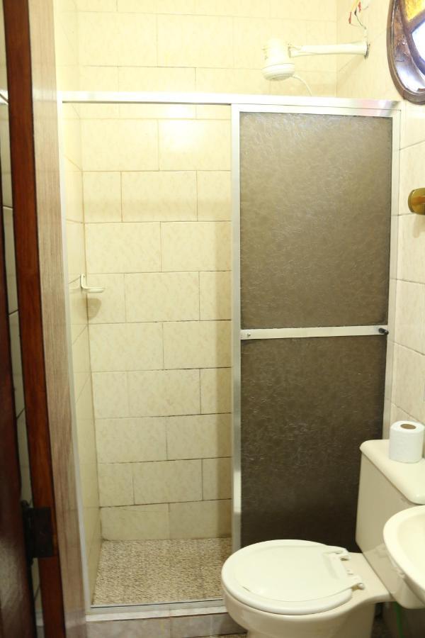 Hostel Rio Das Ostras Rio das Ostras Esterno foto
